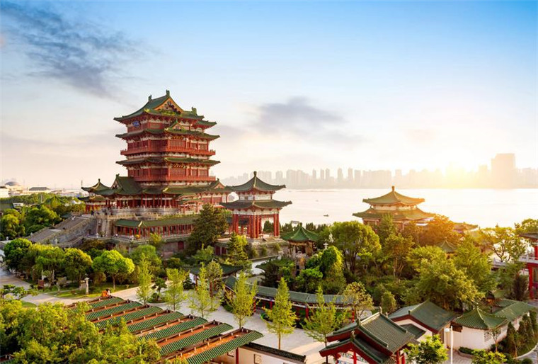 江西南昌滕王阁创 5A 旅游策划(图1)