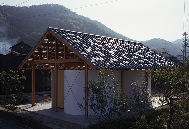 3-20121510361N26.jpg