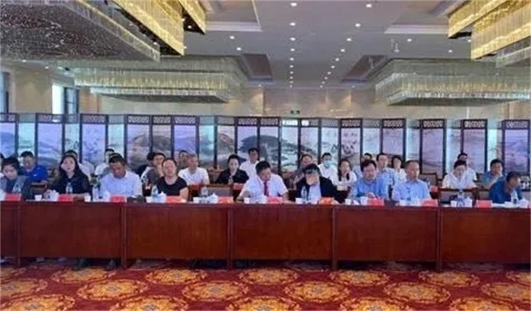 冯冰：大开盐界，“盐湖大景观”燃爆工业旅游迭代新奇观(图2)